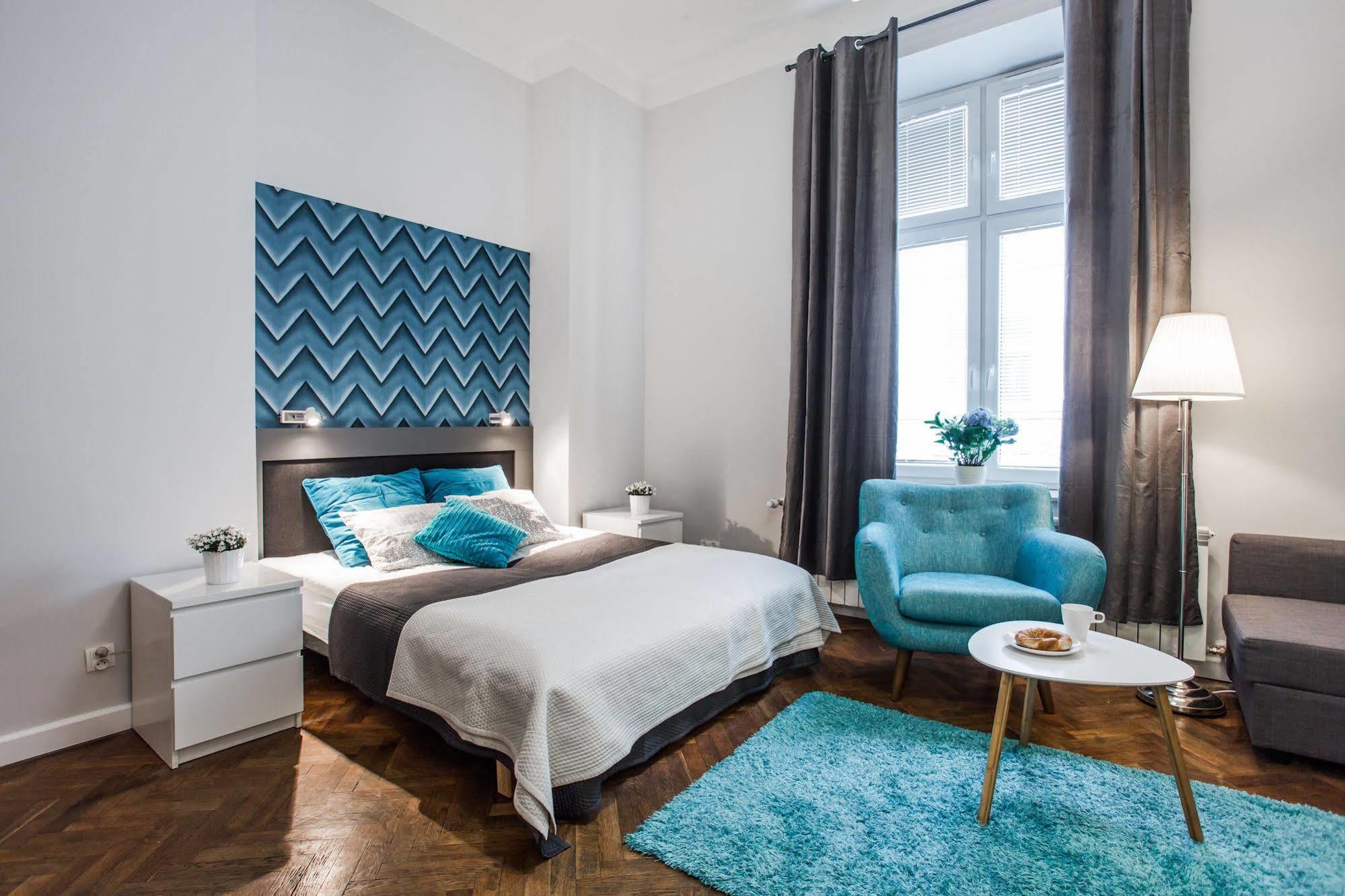 Apartwawel Wroblewskiego Krasków Exterior foto